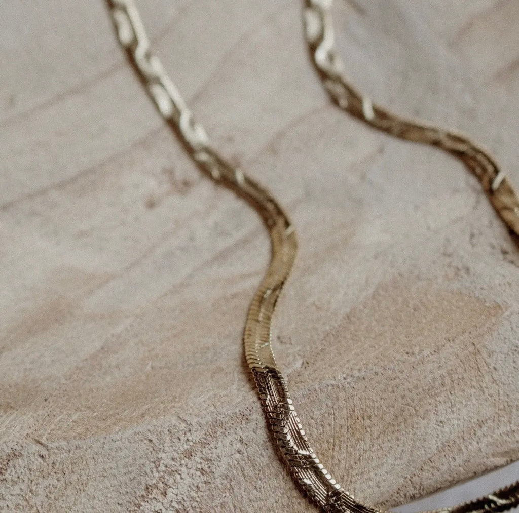 margot necklace