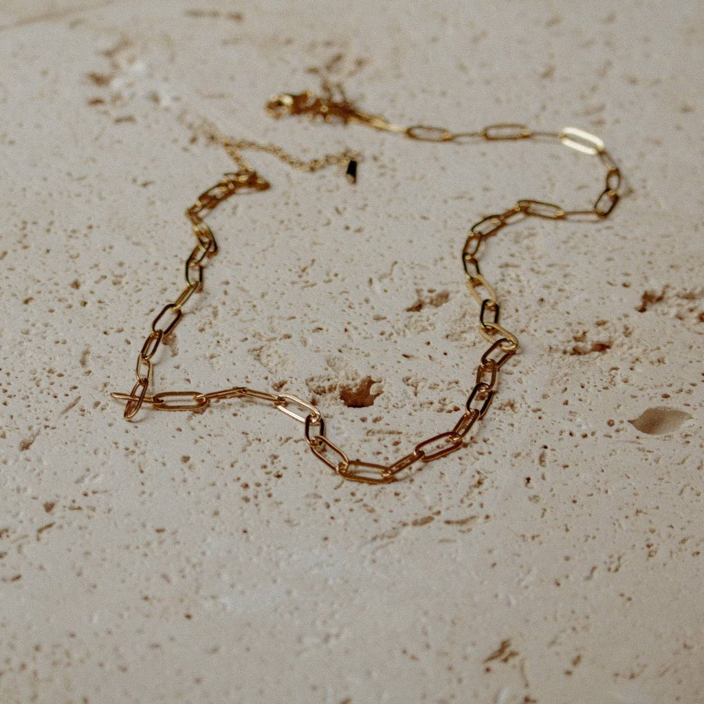 amelia necklace