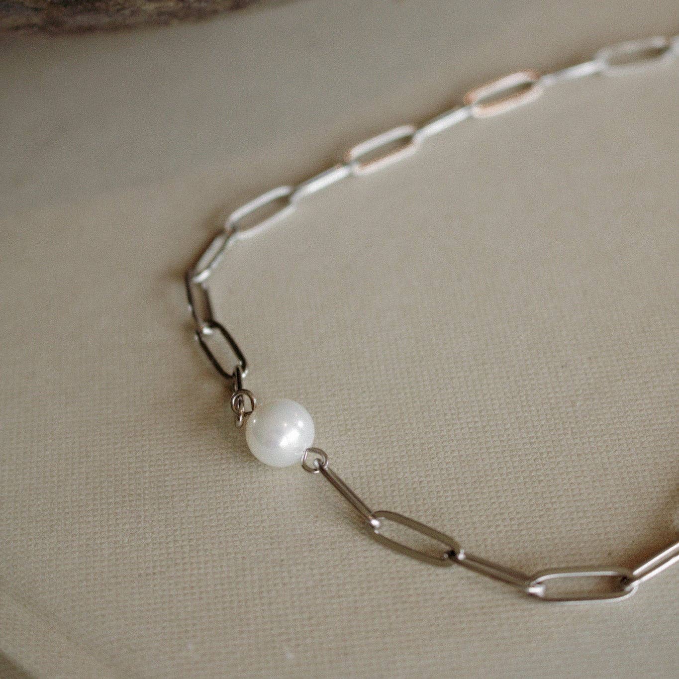vivie necklace