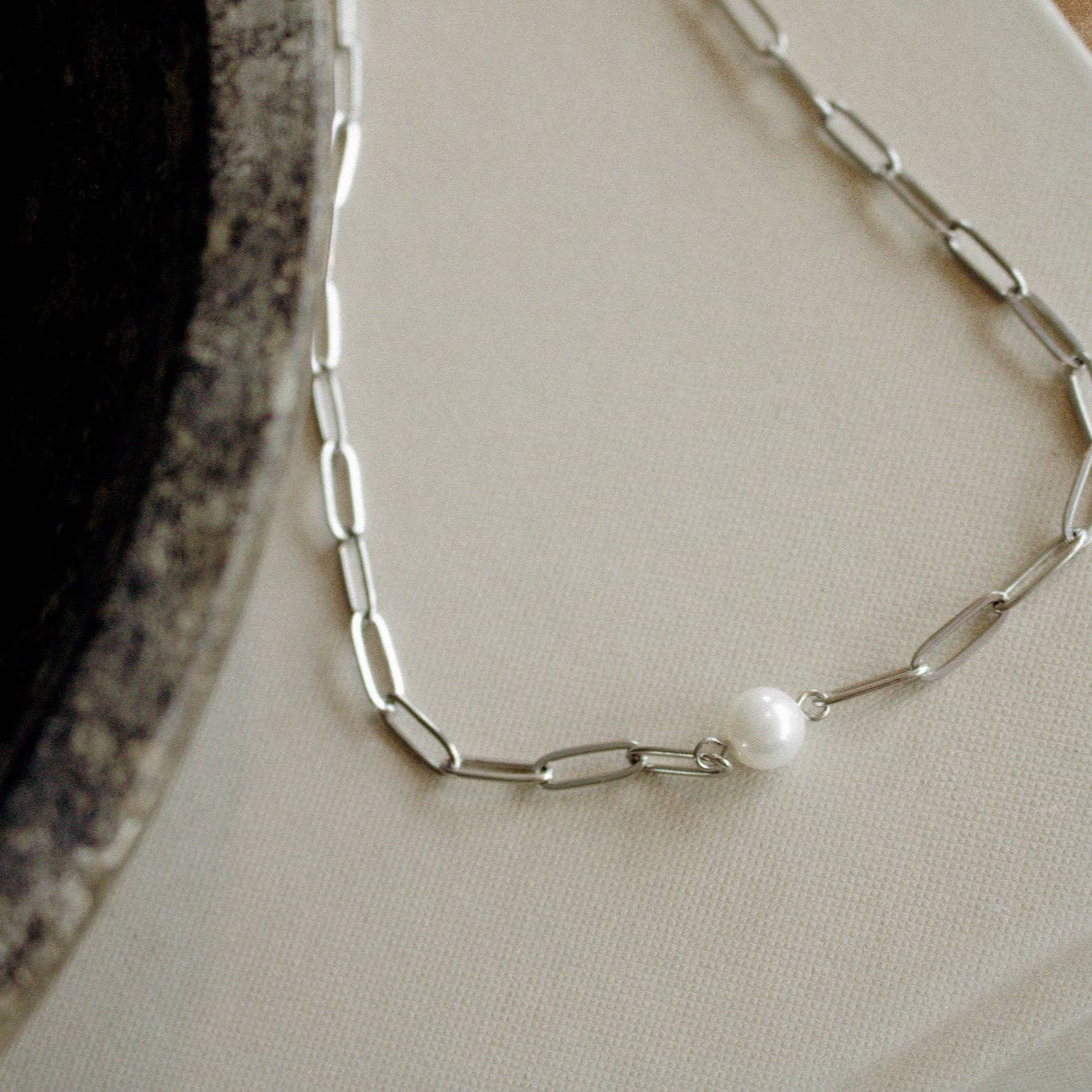 vivie necklace