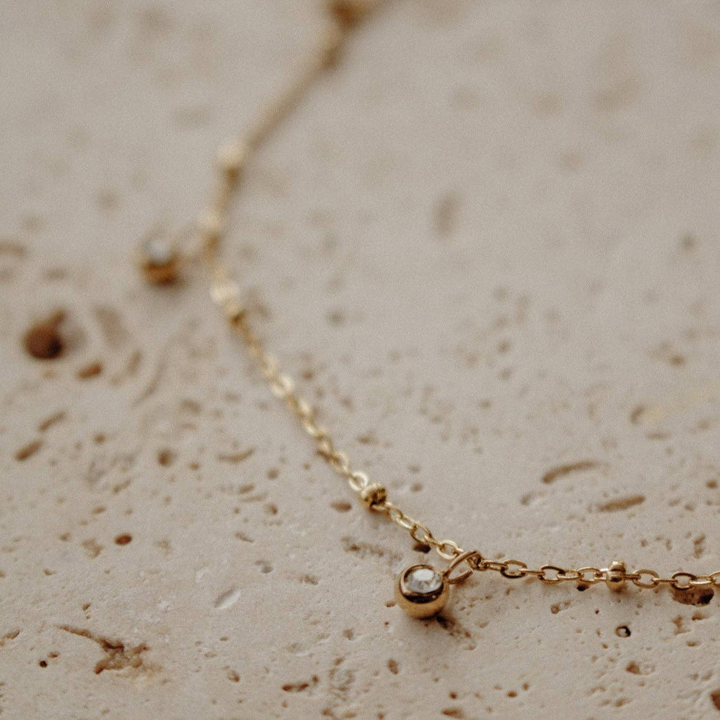 della necklace